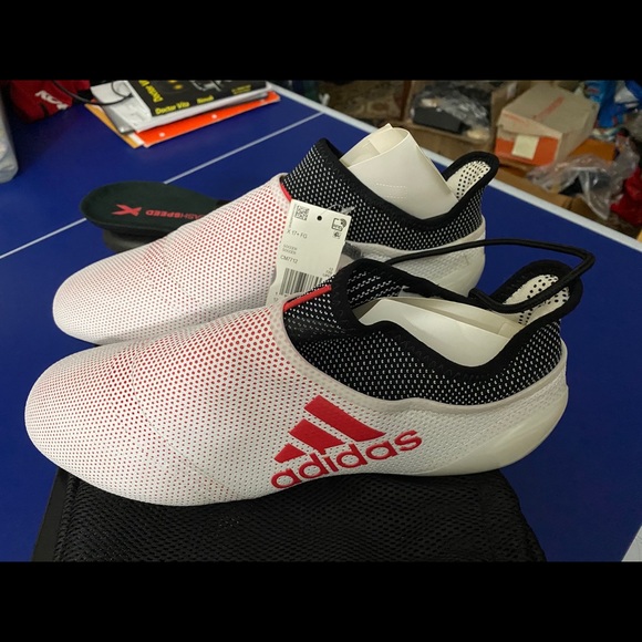 Men’s Adidas soccer cleats - Picture 3 of 5